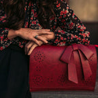 Monikas's elegante Schleifen-Tasche
