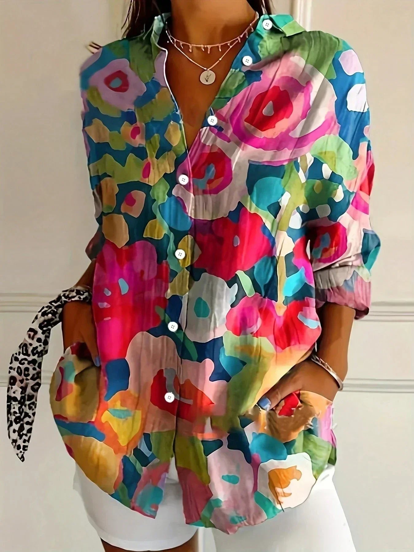 Ashtrid | Bunte Musterbluse